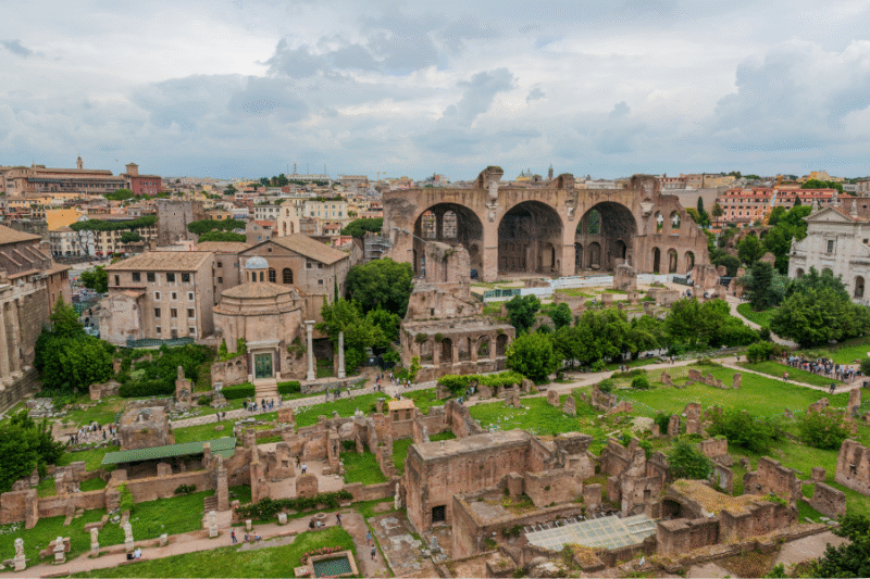 Basilica Majencio en Roma