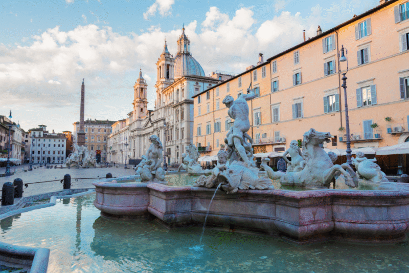 Piazza Navona en Roma. Foto tomada al atardecer